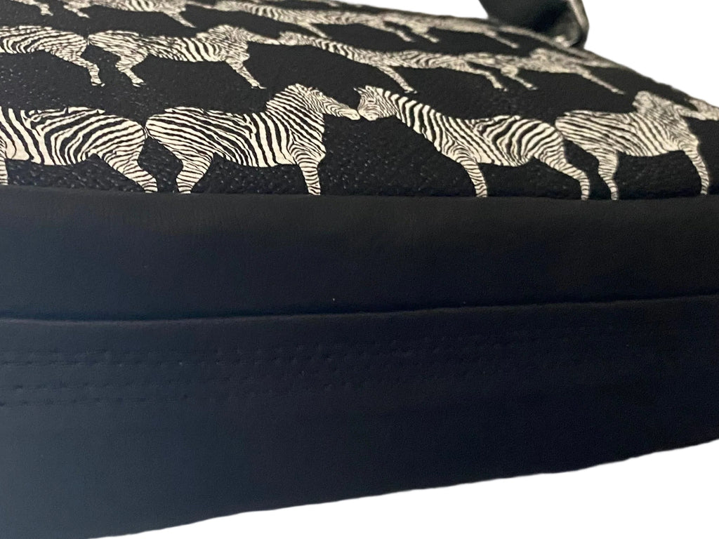 Black & White Zebra Crossbody/Shoulder Bag, Multi Pockets, CC Slots 11 x 6