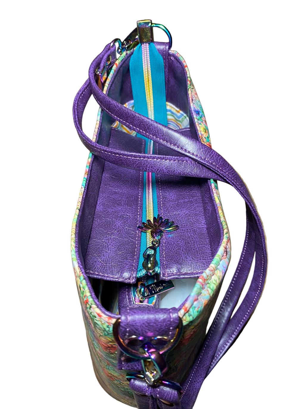 Wildflower Bucket Bag, interior divider compartment & slip pocket