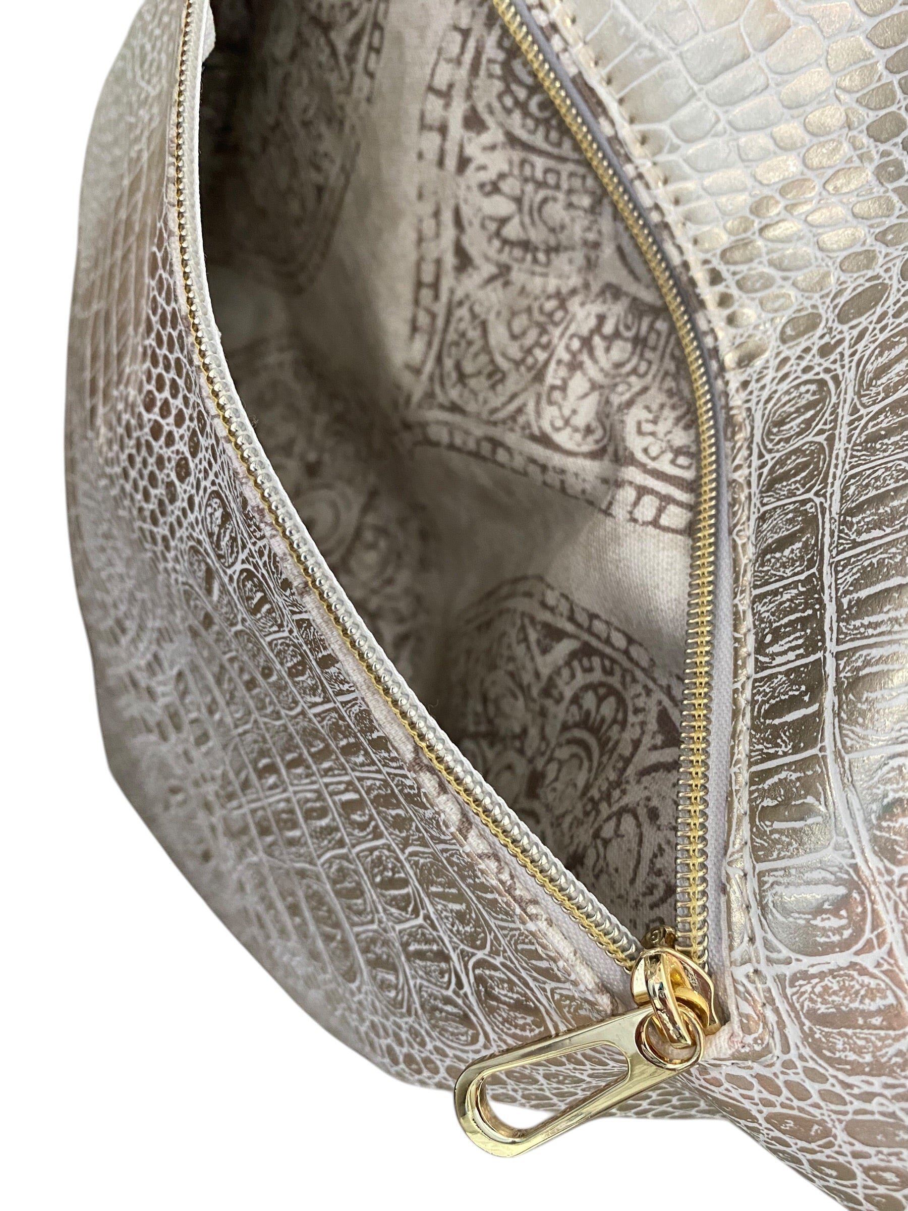 Oversized vinyl Hobo bag, pockets, 24” top zipper 17w x 33h gold & cream